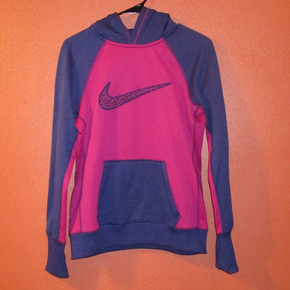 Nike Hoodie Woman Medium Purple Pink Swoosh Warm Long Sleeve Pullover Hoodie